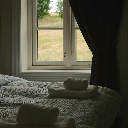 Historic Croft With Views Over Mjosa *